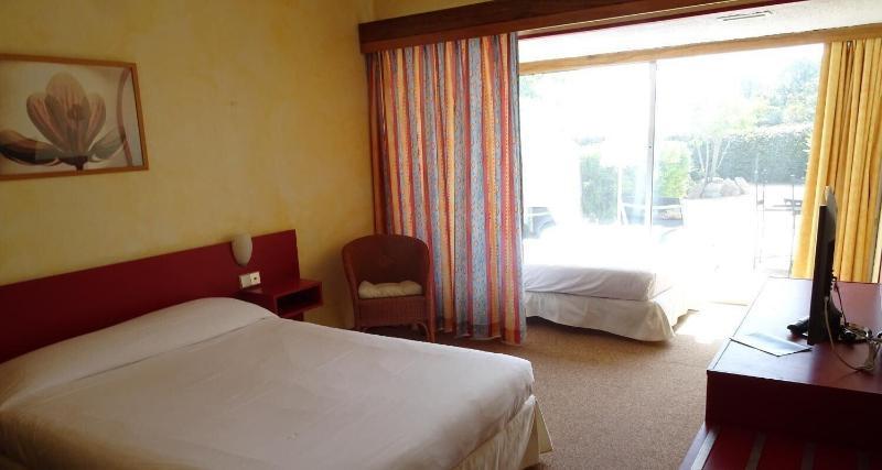 83 Hotel Le Lavandou Kültér fotó
