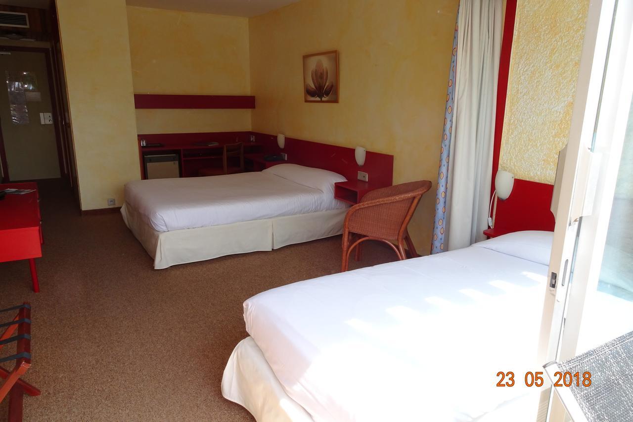 83 Hotel Le Lavandou Kültér fotó
